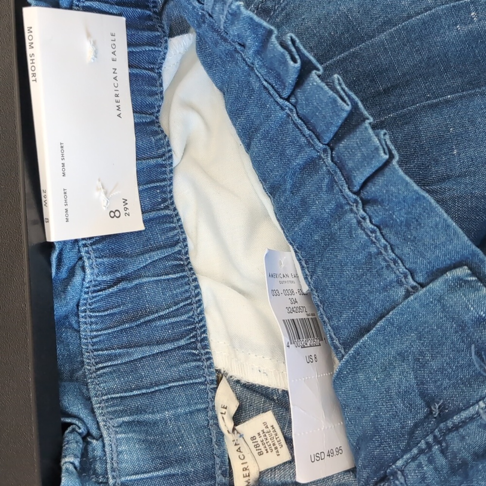 American eagle 8 mom shorts nwt